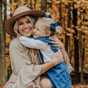 Meet your Posher, Ciara